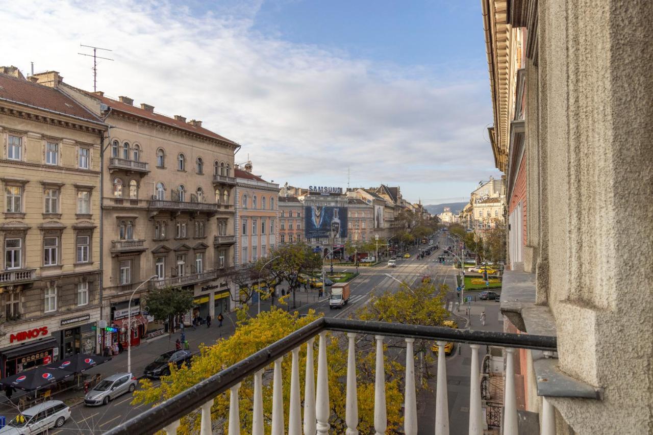 Luxurious & Spacious Central Residence With Balcony Budapest Esterno foto